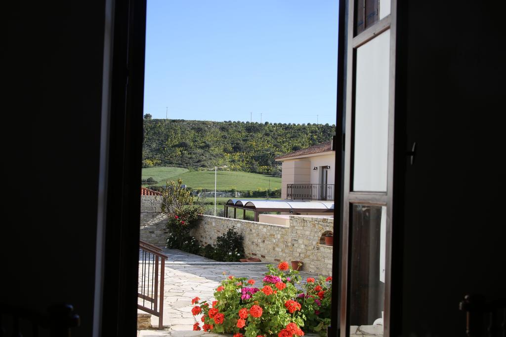 Charoullas Traditional Mansion Vila Alaminos Exterior foto